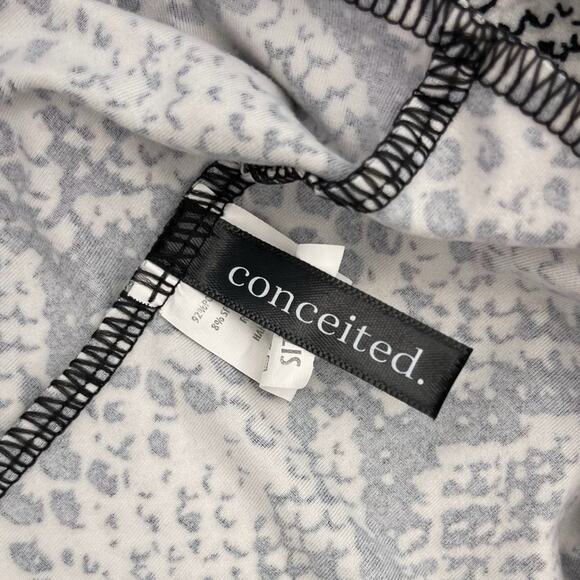 Conceited Harem Shorts - Picture 3 of 5